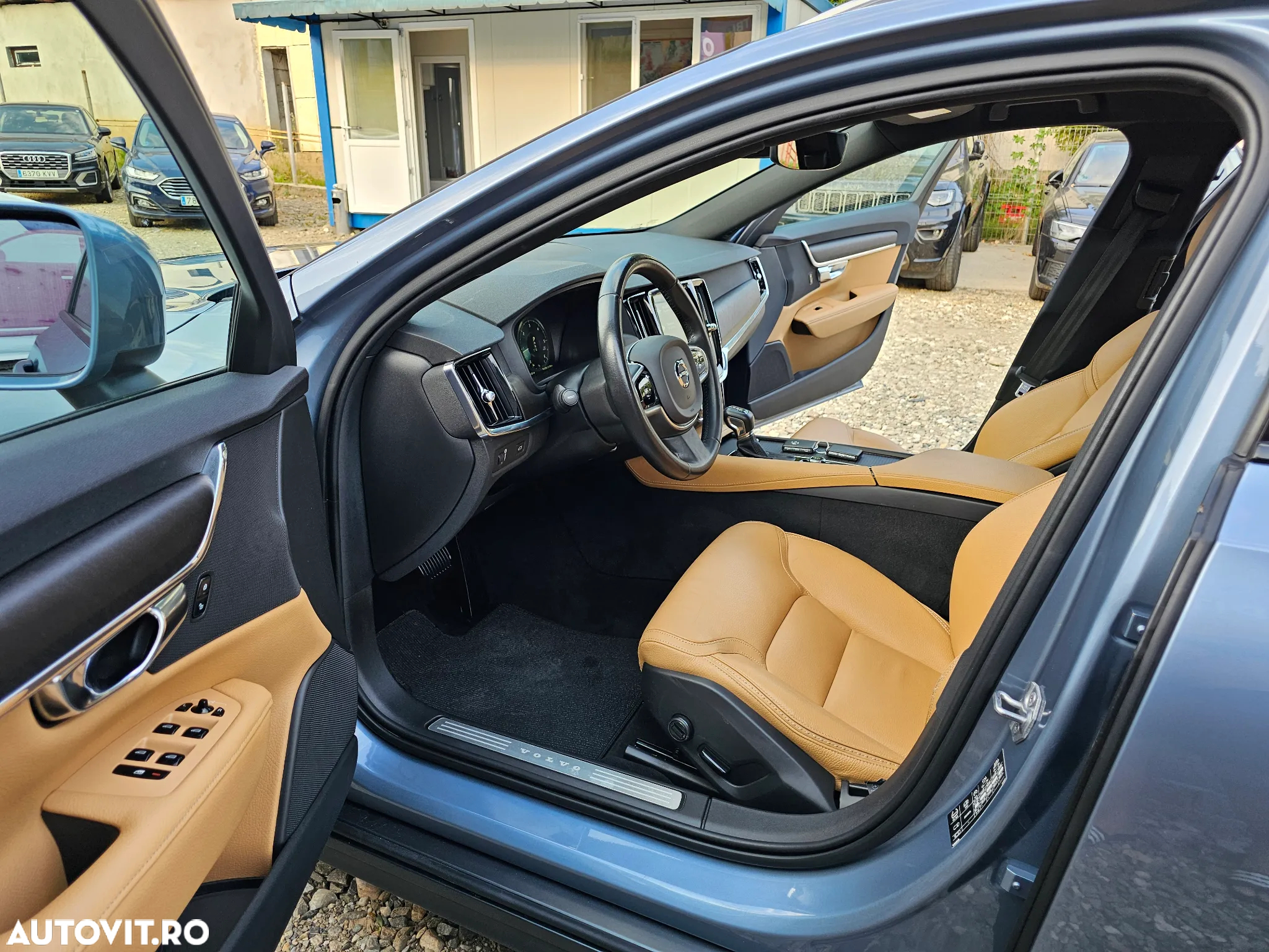 Volvo V90 Cross Country D4 AWD Geartronic Pro - 16