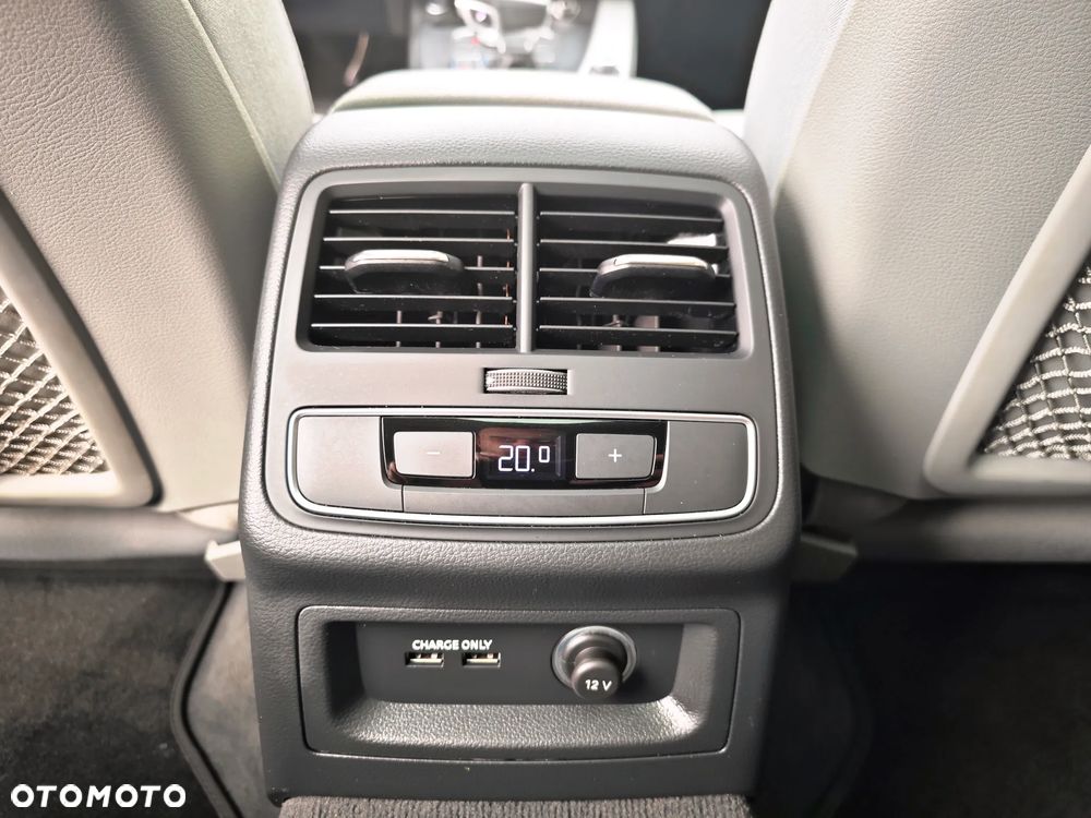 Audi A4 Avant 2.0 TDI S tronic - 17