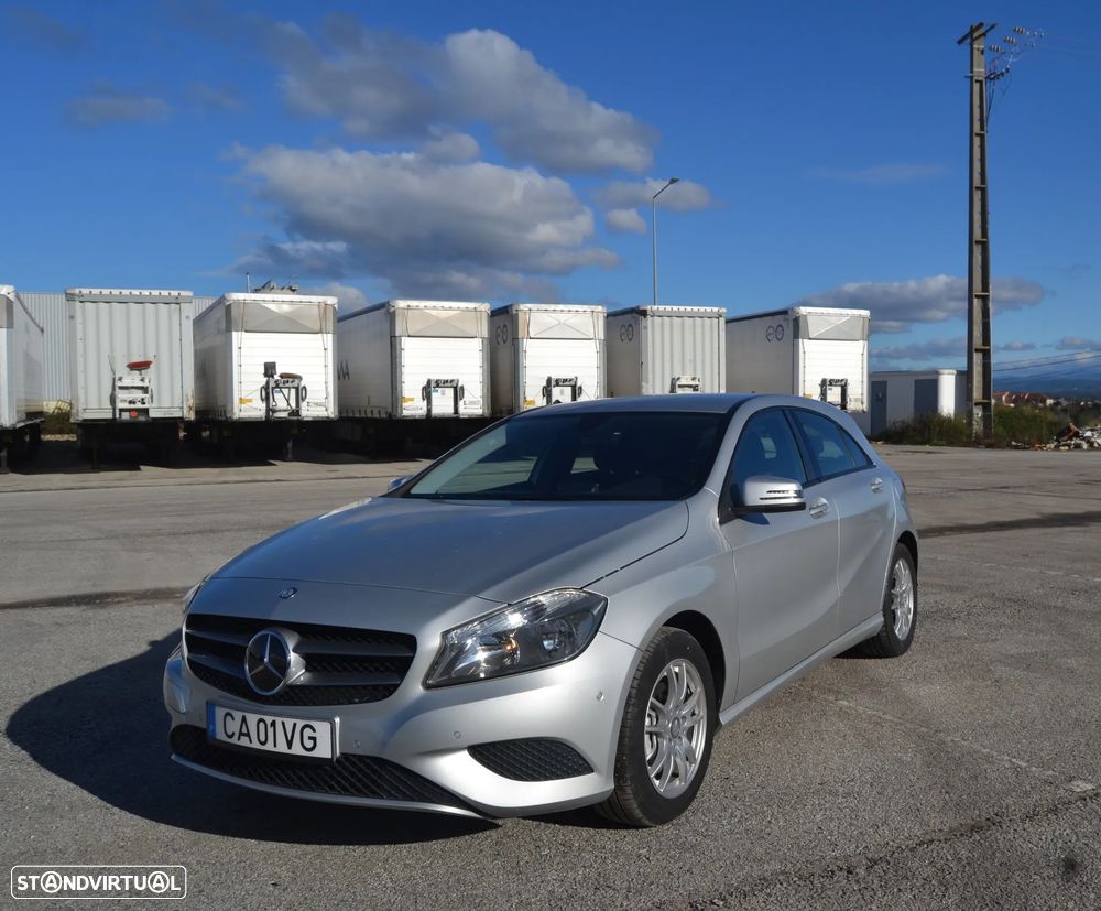 Mercedes-Benz A 180 CDI (BlueEFFICIENCY) - 2