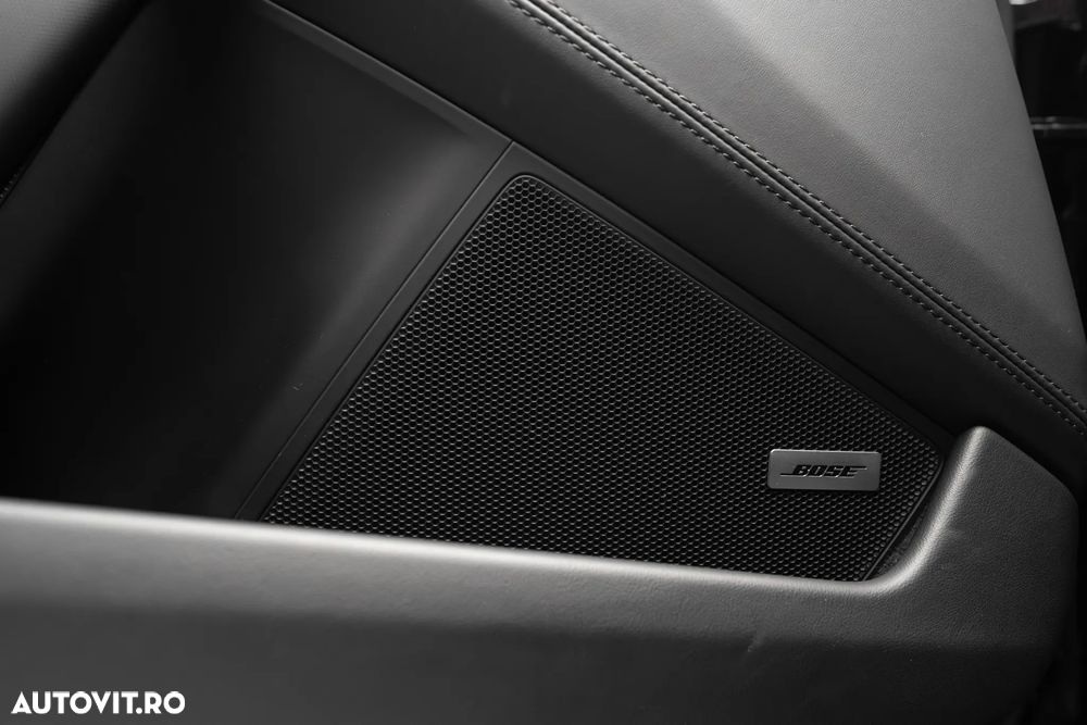 Porsche 911 4 GTS PDK - 33