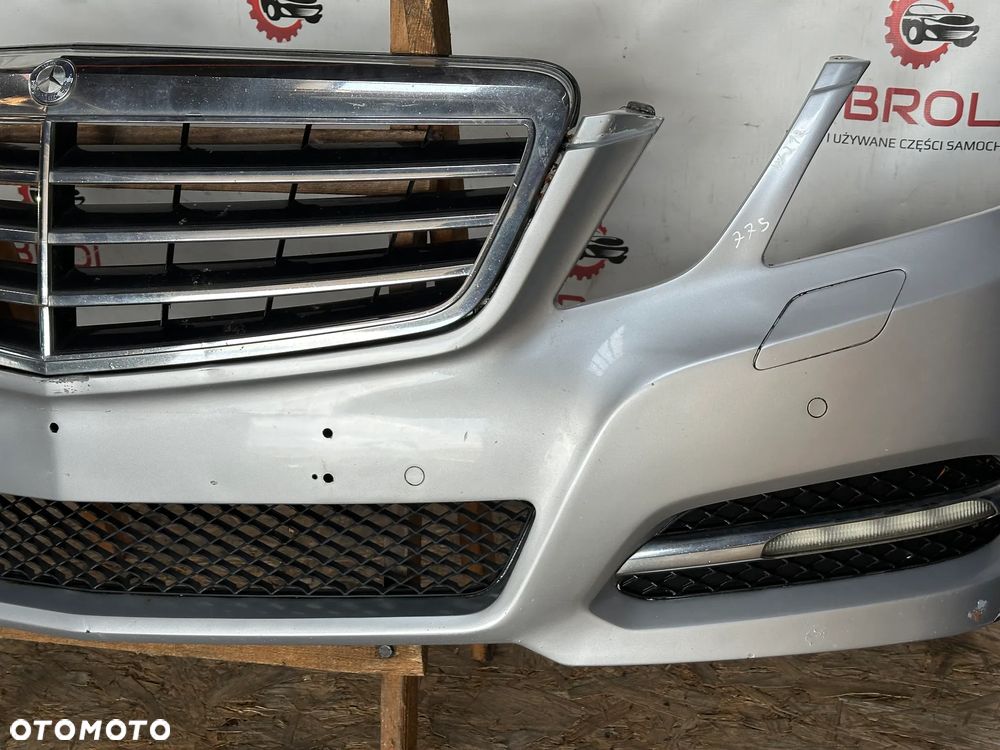 ZDERZAK PRZEDNI MERCEDES E-KLASA W212  PDC  775 - 4