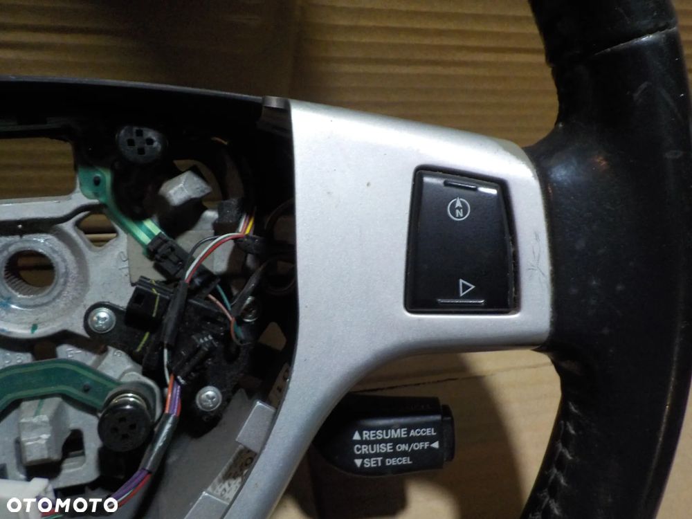 CHRYSLER GRAND VOYAGER V KIEROWNICA CZARNA SKÓRA MULTIFUNKCJA - 4