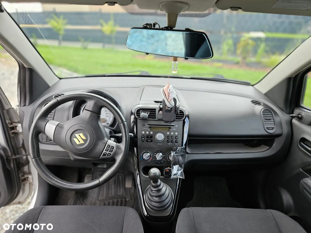Suzuki Splash 1.0 Club - 11