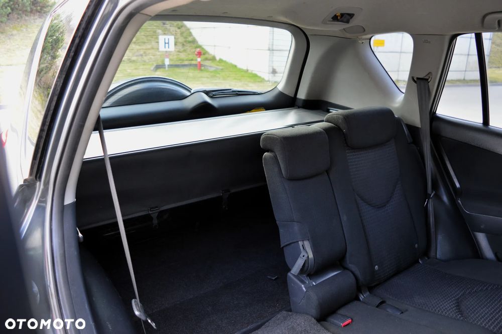 Toyota RAV4 2.0 VVT-i Premium - 14