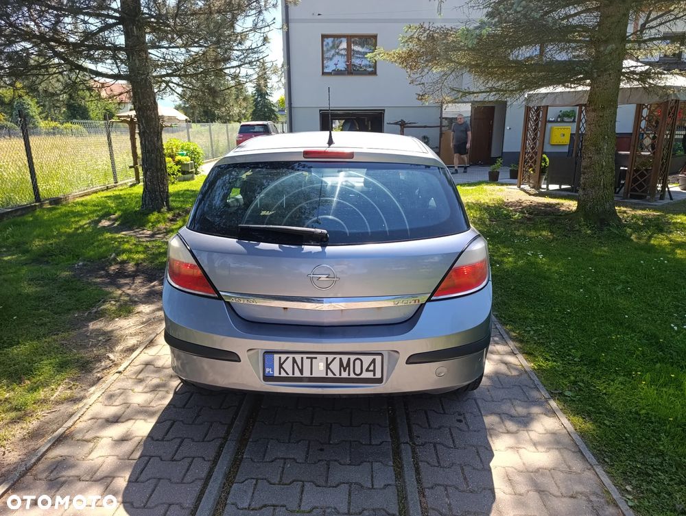 Opel Astra - 2