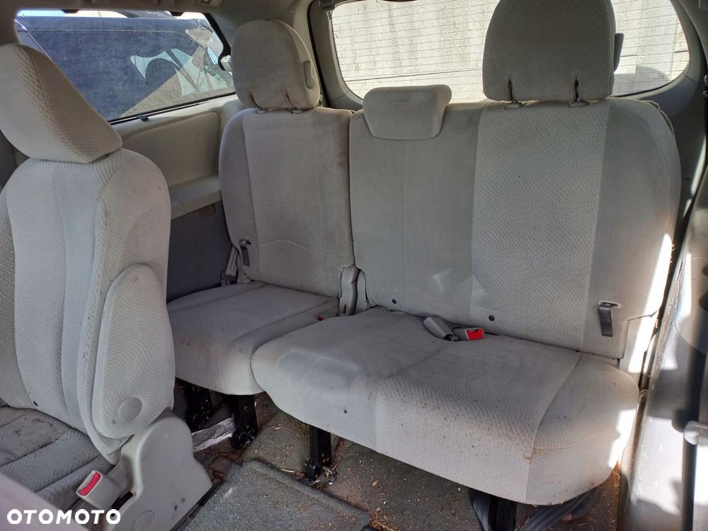TOYOTA SIENNA fotel komplet kanapa przód tył 11- - 3