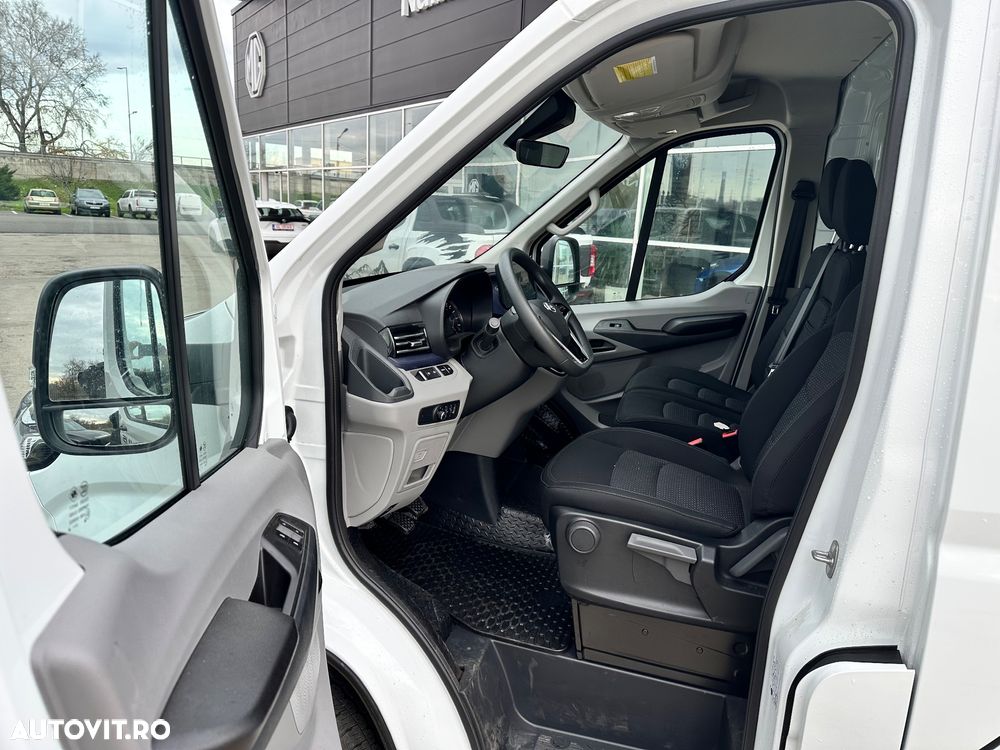 Maxus Deliver 9 - 12