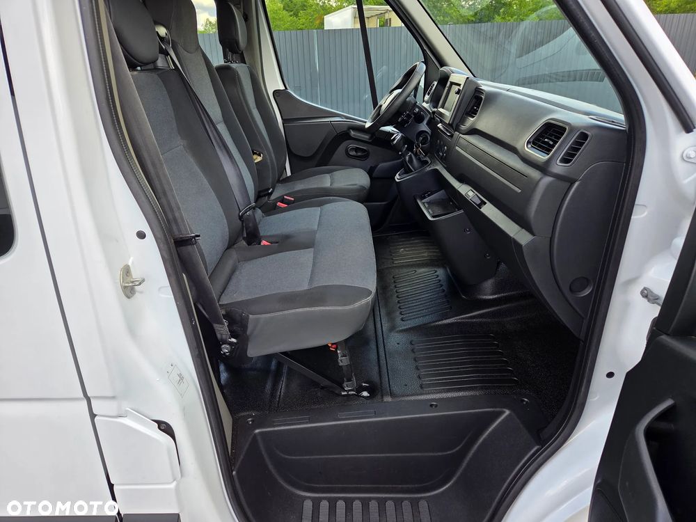 Renault Master - 18