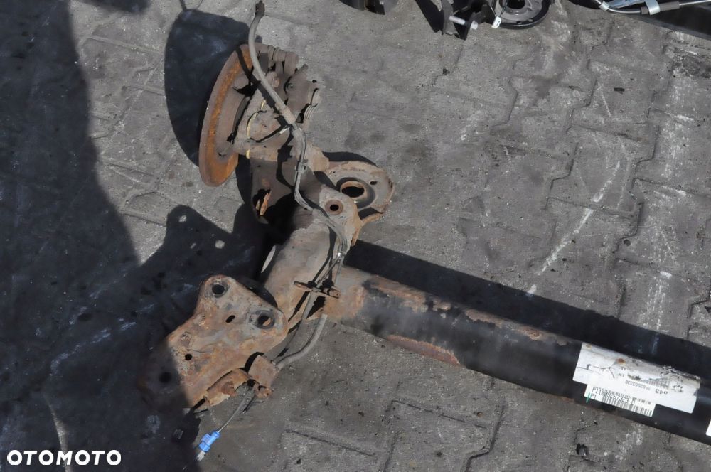 PEUGEOT 2008 I ZAWIESZENIE BELKA TYŁ - 2