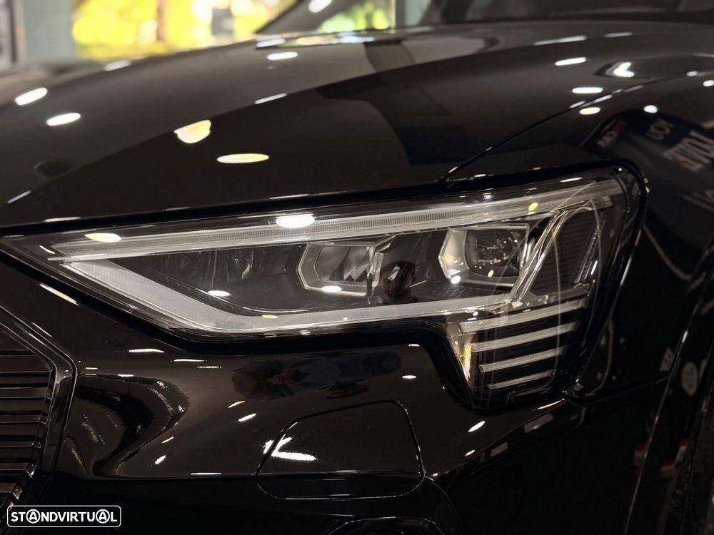 Audi e-tron 50 quattro S line - 8