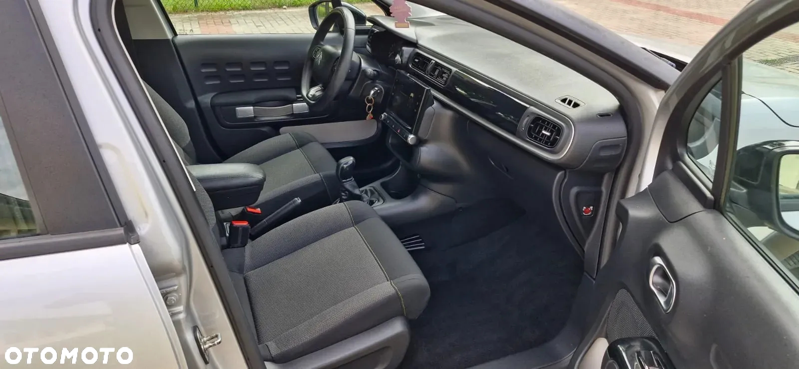 Citroën C3 1.6 BlueHDi Live S&S - 9
