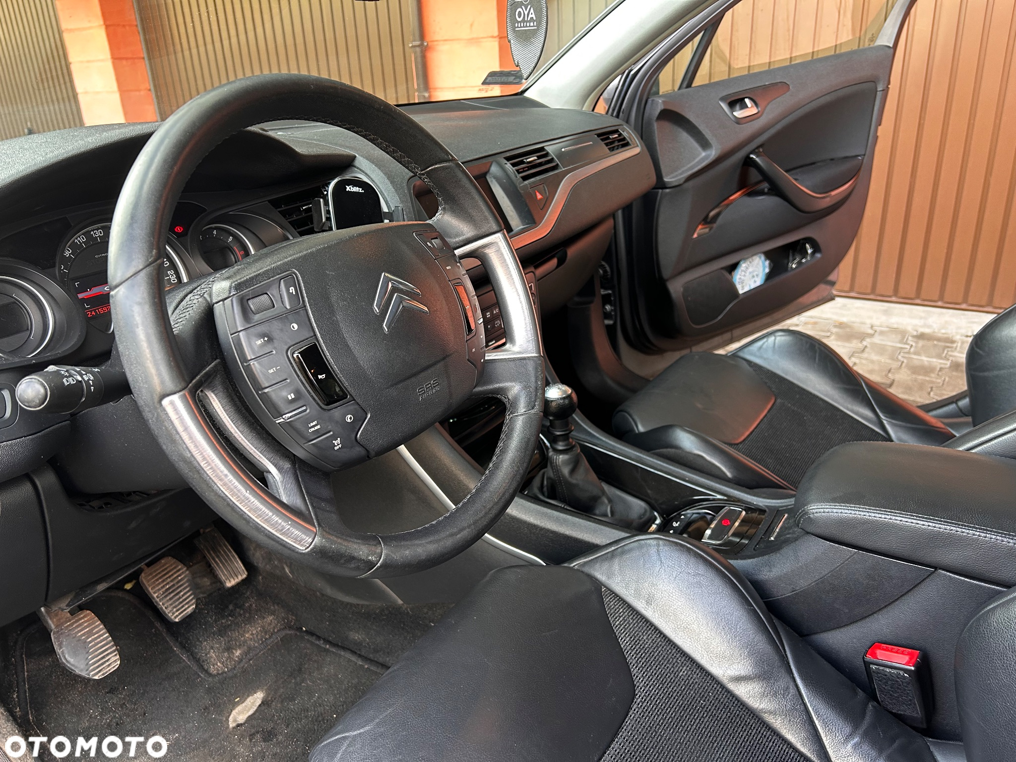 Citroën C5 1.6 THP 16V Exclusive - 4