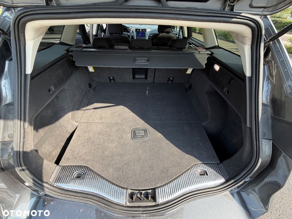 Ford Mondeo 2.0 EcoBlue Titanium - 36