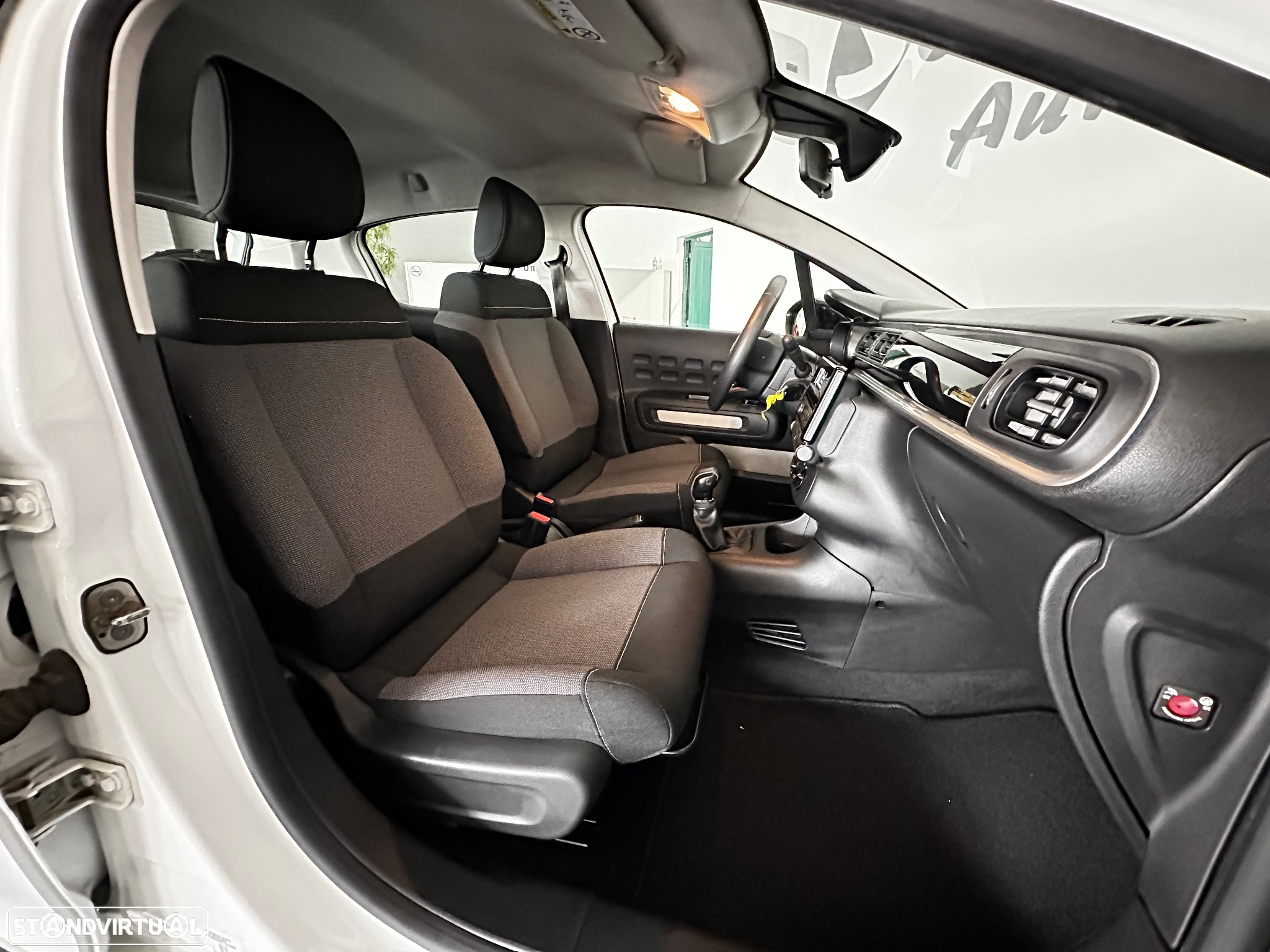 Citroën C3 1.5 BlueHDi Feel - 23