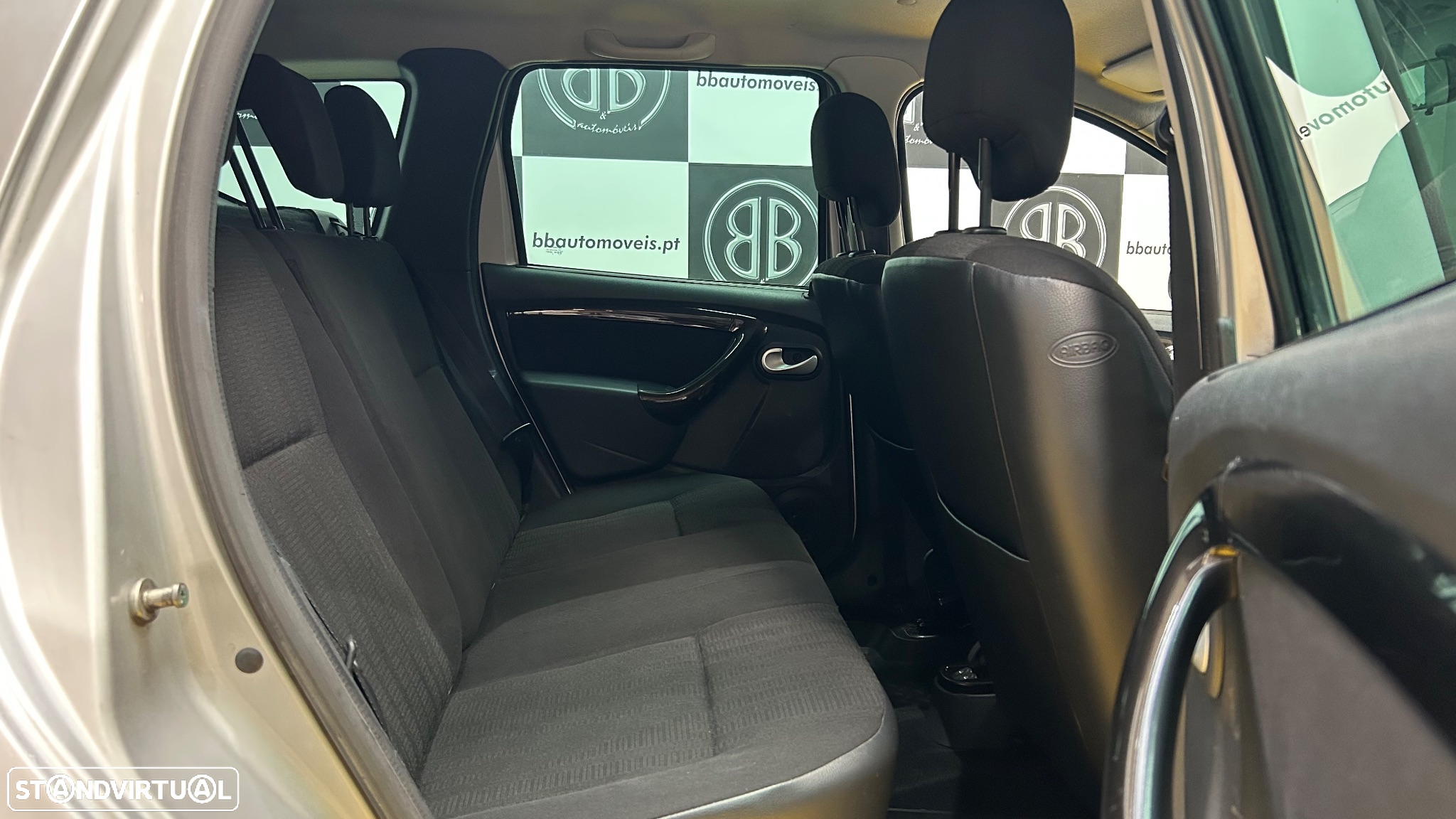 Dacia Duster 1.5 dCi Confort - 9