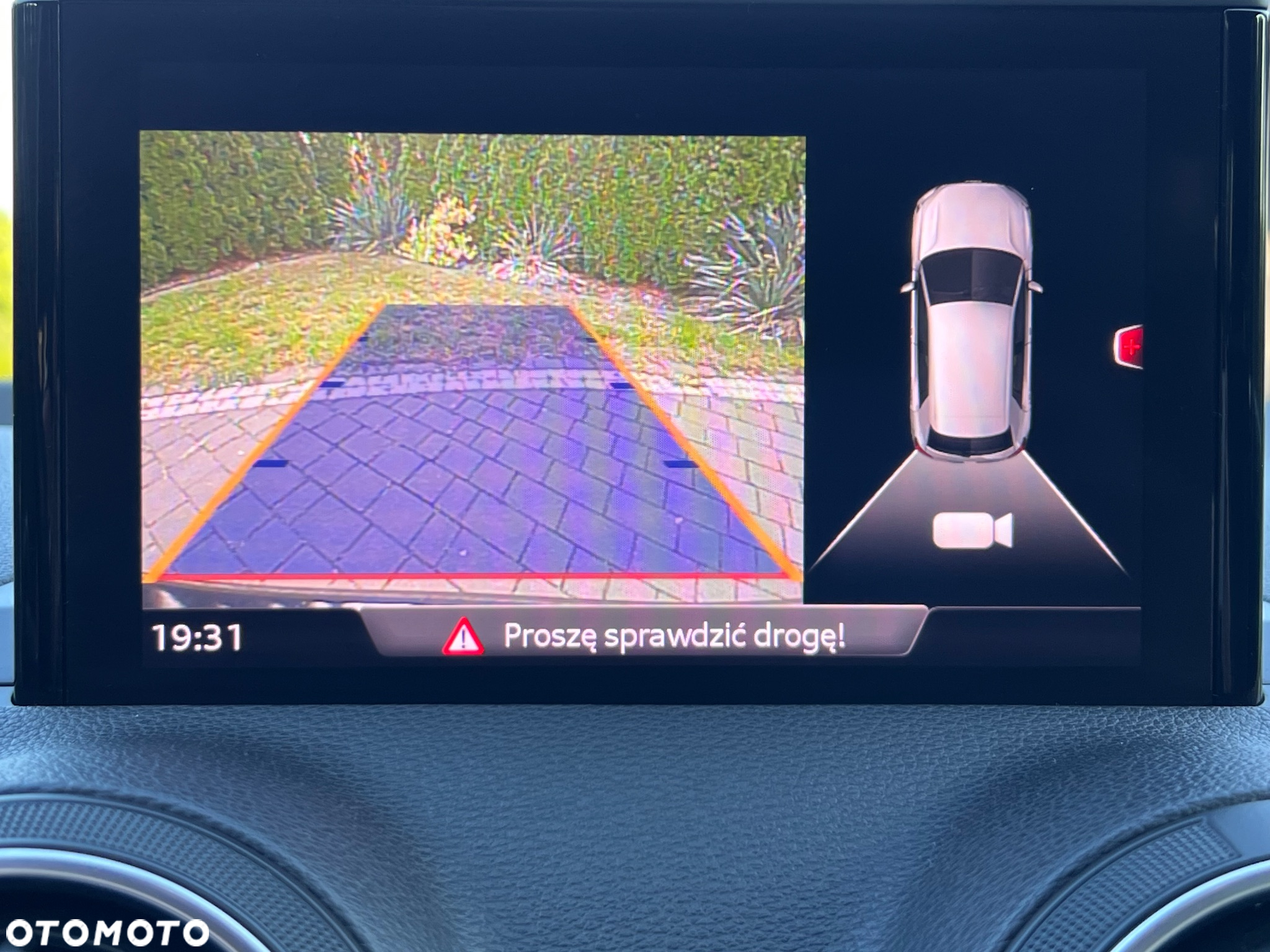 Audi Q2 1.0 TFSI ultra design - 32