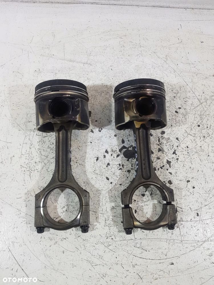 TŁOK KORBOWÓD 84L117 BMW E90 E87 E91 X3 2.0 D N47D20C - 1