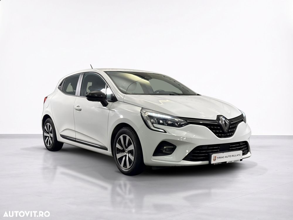Renault Clio - 8