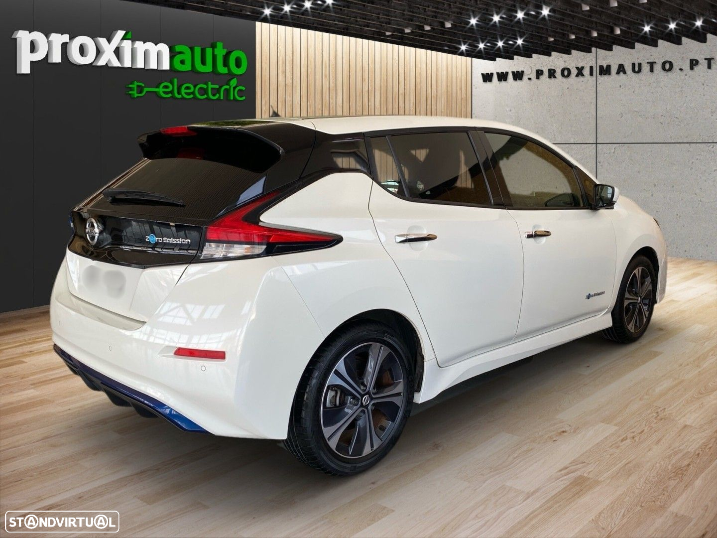 Nissan Leaf N-Connecta - 11