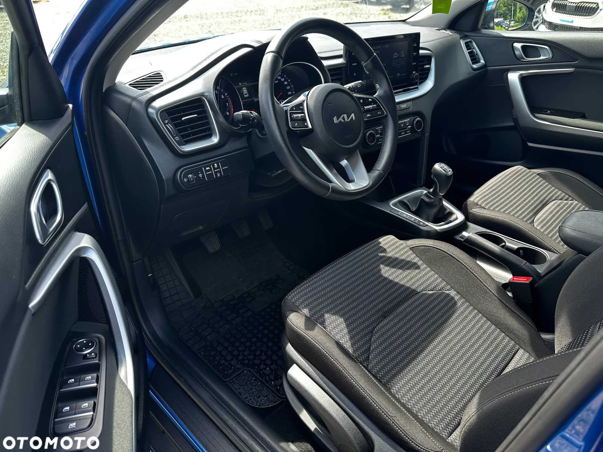 Kia XCeed 1.5 T-GDI Business Line - 12