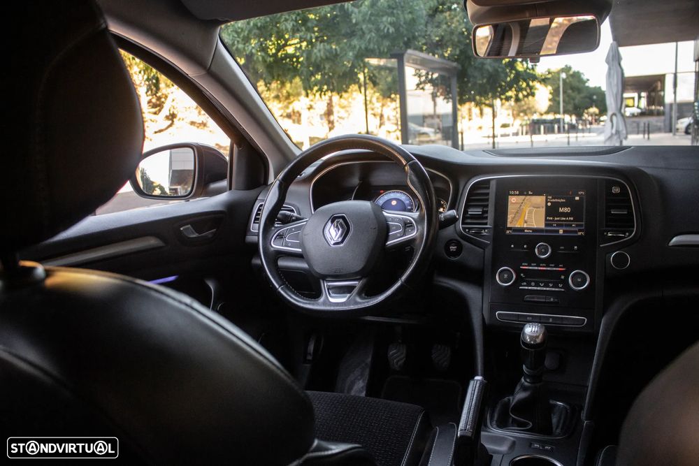 Renault Mégane Sport Tourer 1.5 dCi Limited - 27