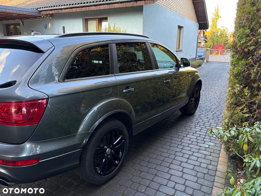 Audi Q7 - 30