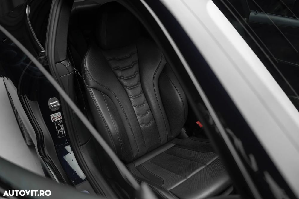 BMW M8 M850i xDrive AT - 34