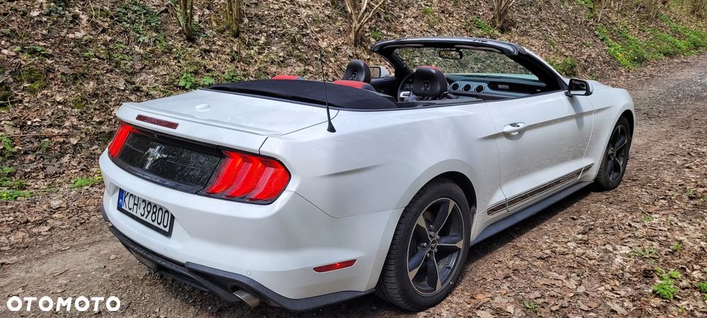 Ford Mustang 2.3 EcoBoost - 4