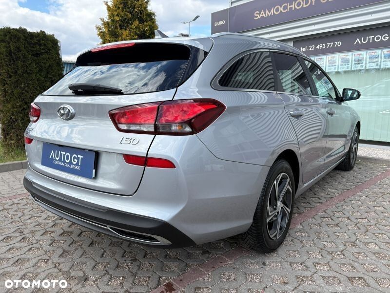 Hyundai i30 1.5 T-GDI 48V Smart DCT - 2