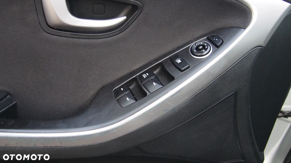 Hyundai i30 1.4 Family - 10