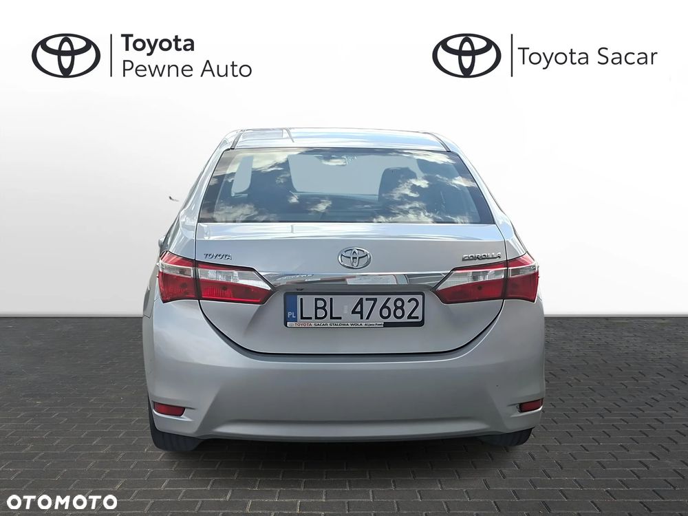 Toyota Corolla 1.6 Premium - 4
