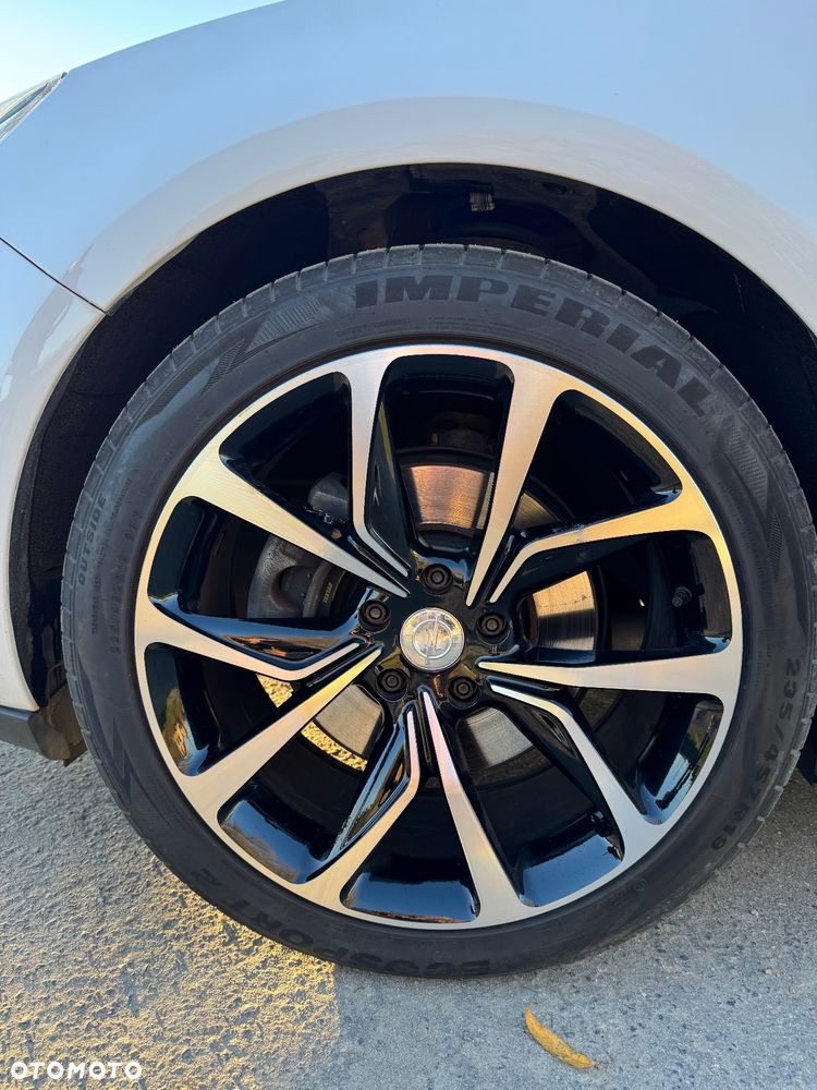 Opel Astra IV GTC 1.4 T Sport - 9