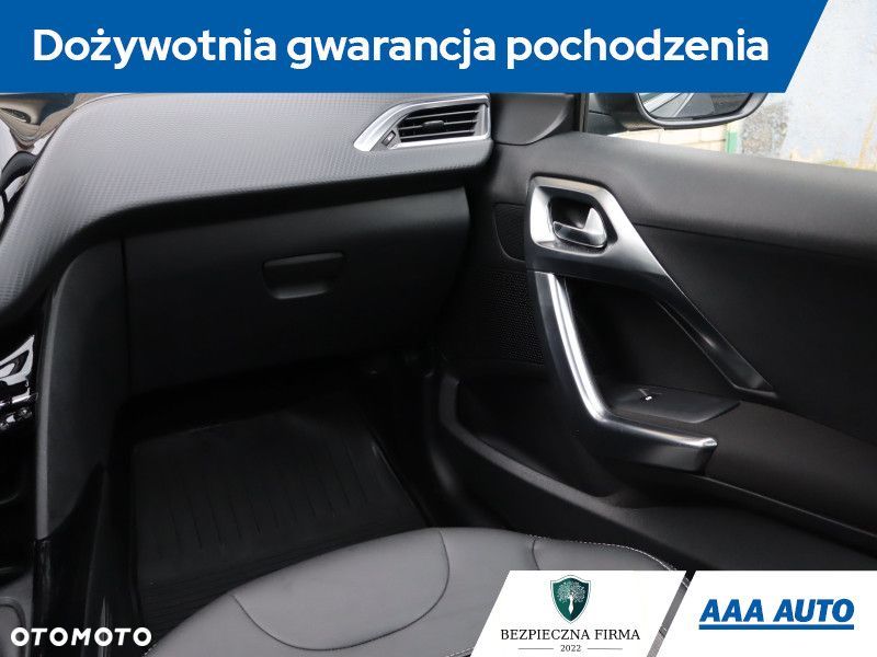 Peugeot 2008 - 9