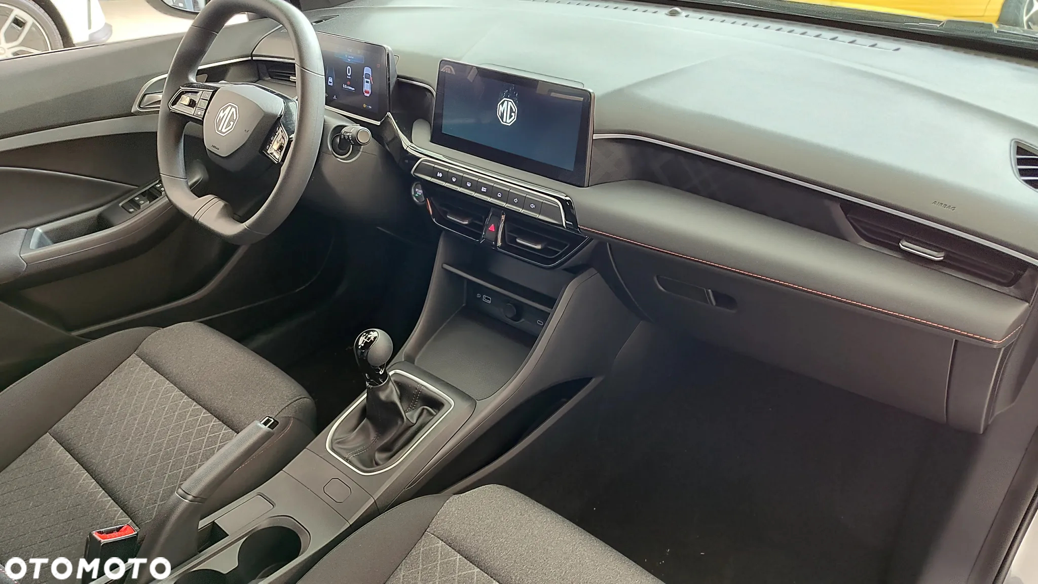 MG MG3 1.5 Excite - 14