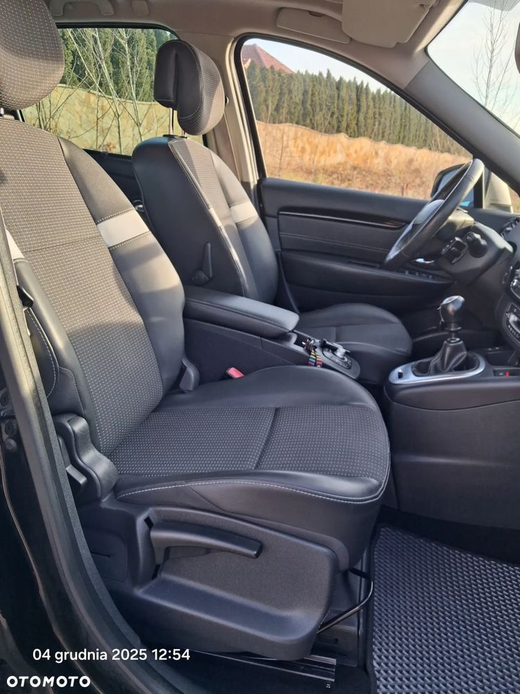 Renault Grand Scenic dCi 130 FAP Start & Stop Bose Edition - 8