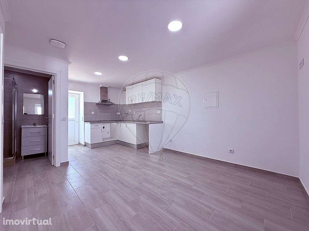 Moradia T2 para arrendamento - Grande imagem: 4/13