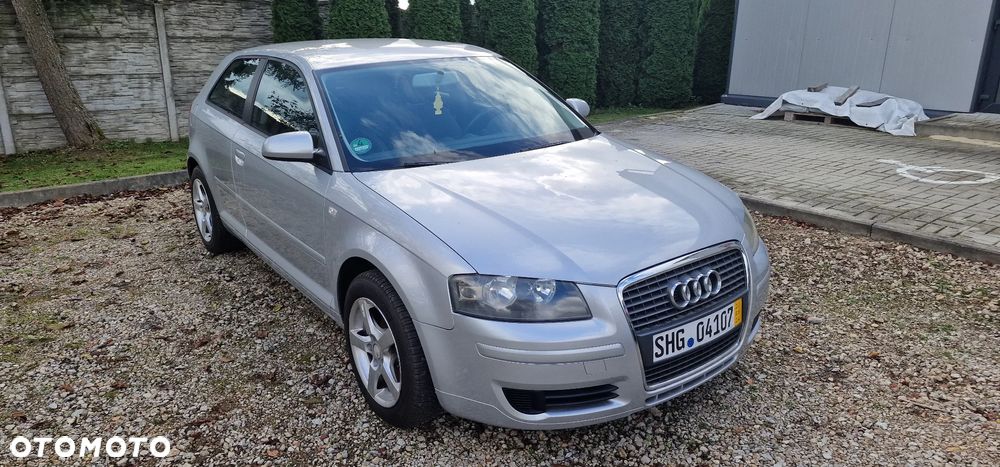 Audi A3 1.6 Ambiente - 3