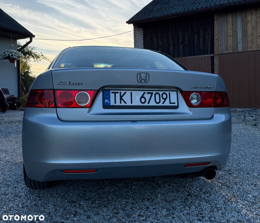 Honda Accord - 4