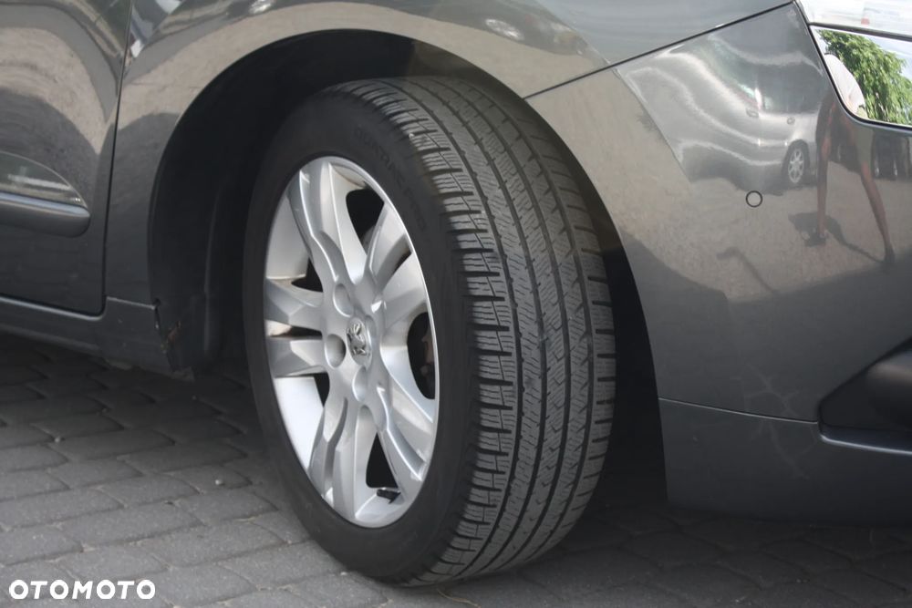 Peugeot 5008 155 THP Automatik Allure - 14