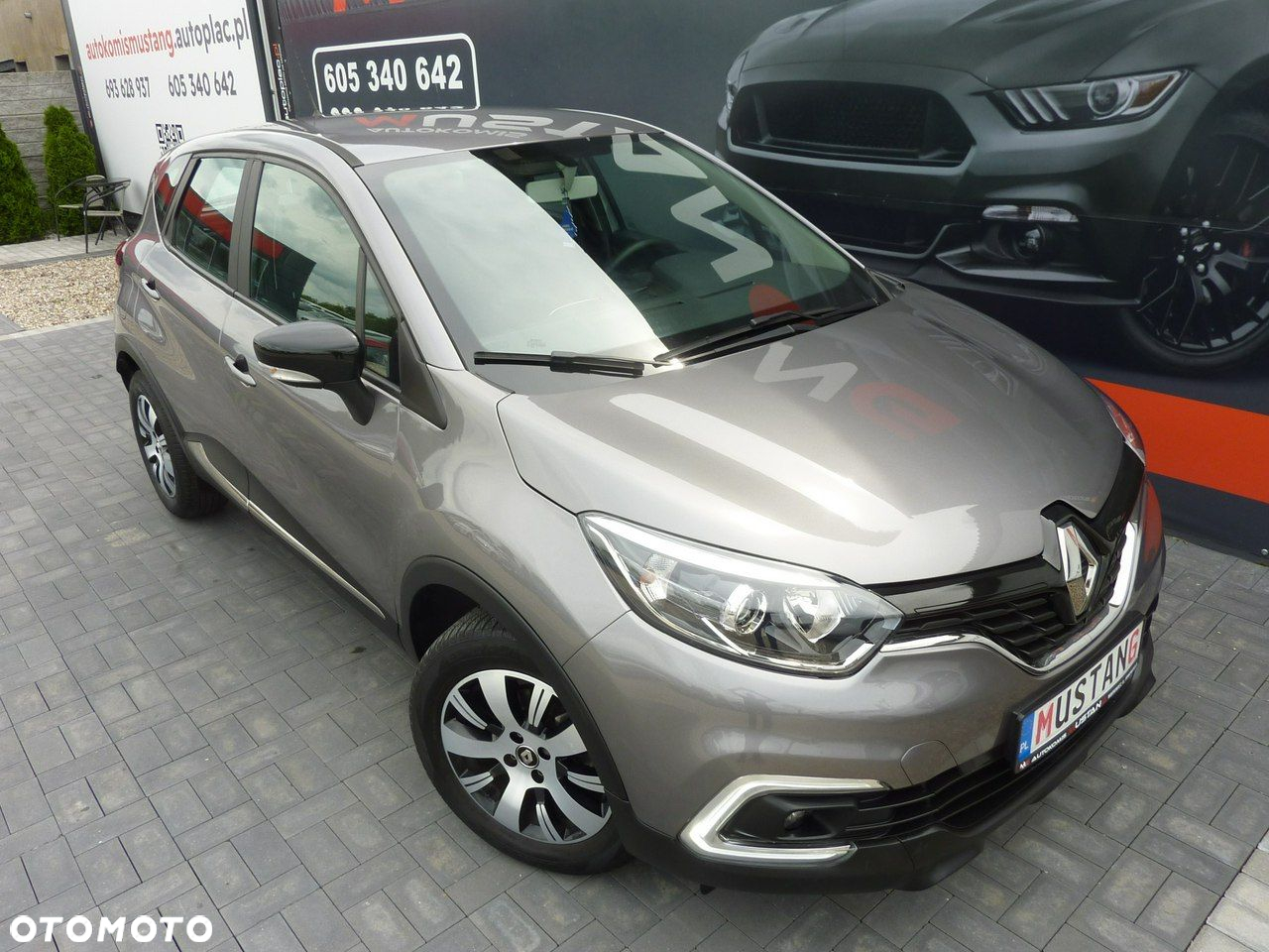Renault Captur - 9