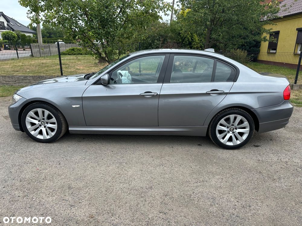 BMW Seria 3 320d DPF - 2