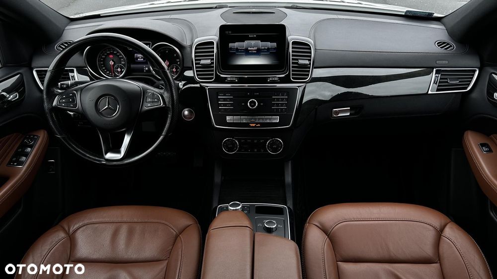 Mercedes-Benz GLE - 21