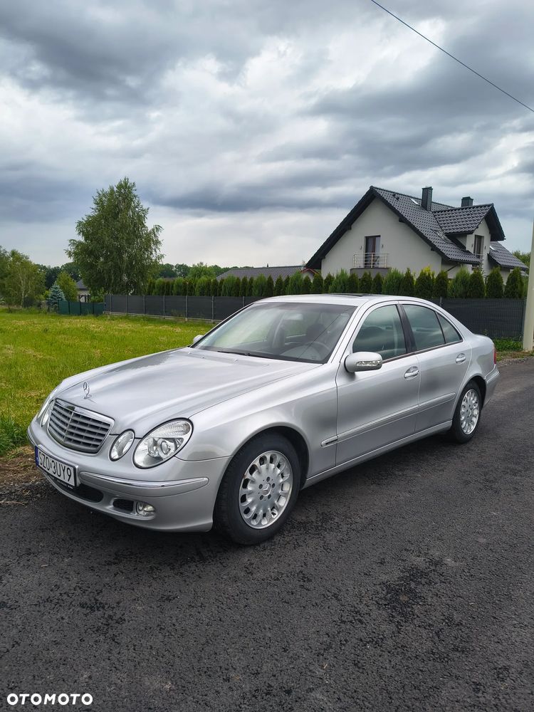 Mercedes-Benz Klasa E - 9