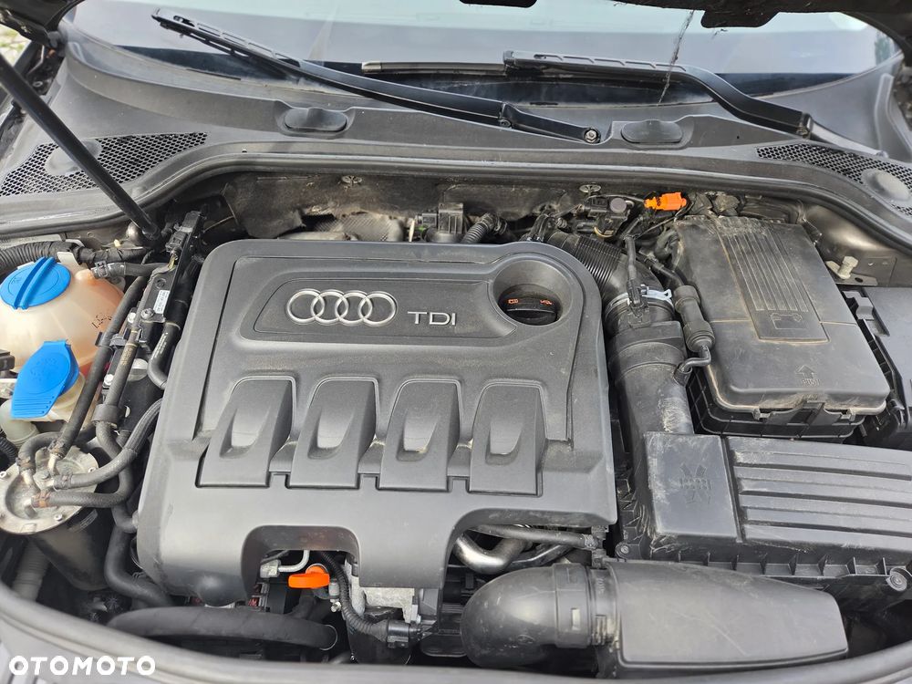 Audi A3 Sportback - 16