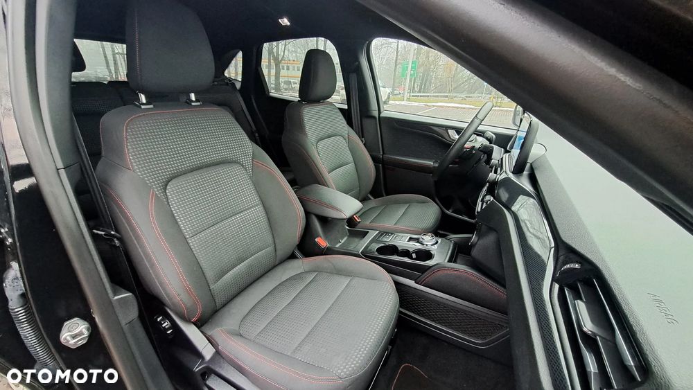 Ford Kuga 1.5 EcoBlue ST-LINE - 19