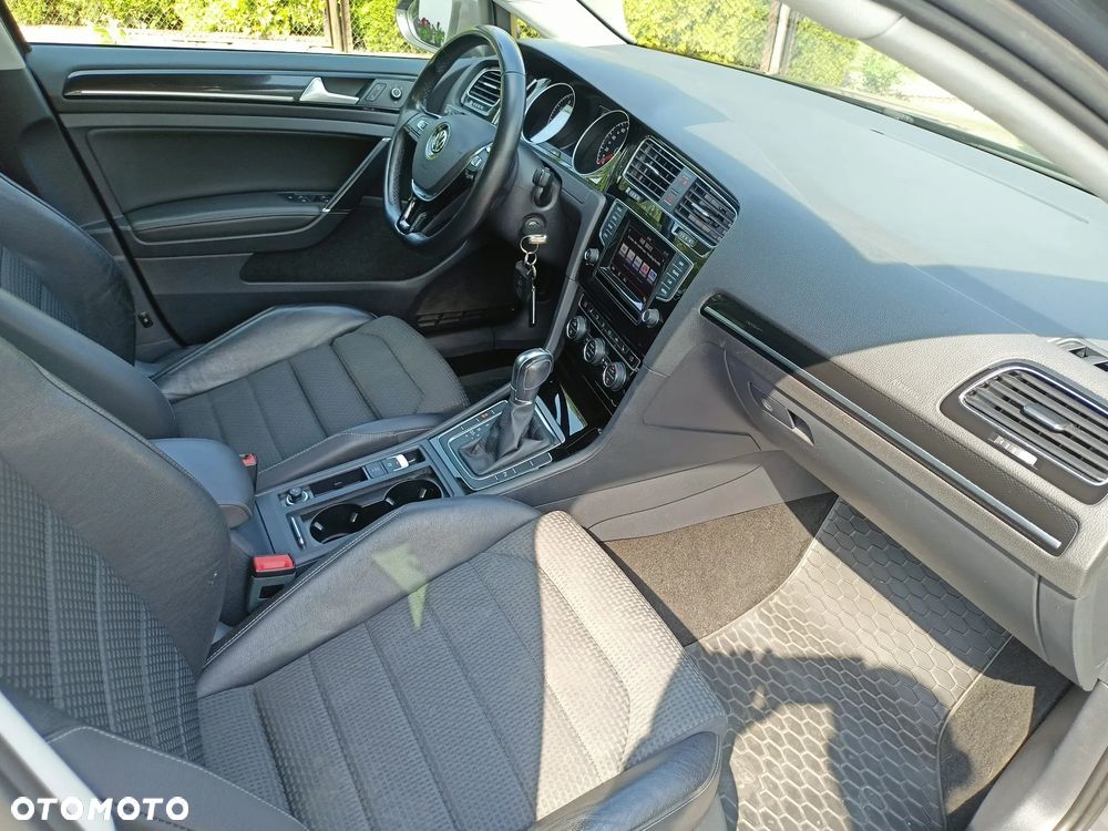 Volkswagen Golf 1.4 TSI BlueMotion Technology DSG Highline - 31