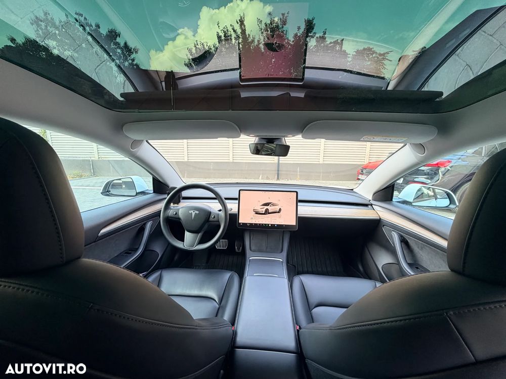 Tesla Model 3 RWD - 6