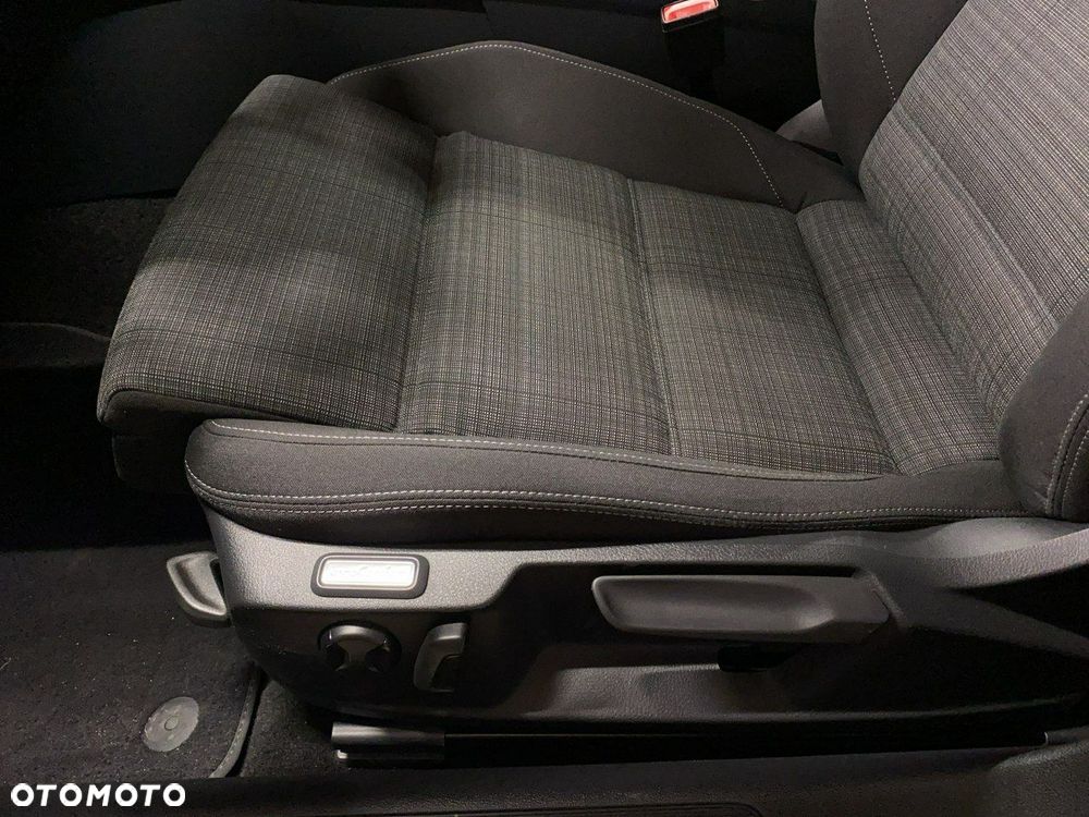 Volkswagen Passat Variant - 14