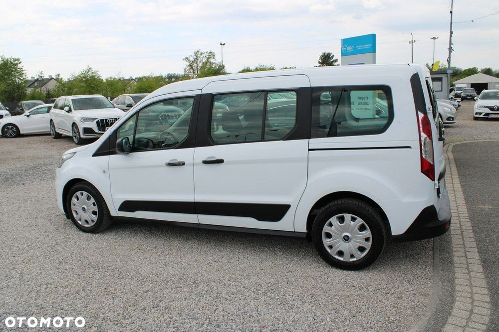 Ford Transit Connect - 8