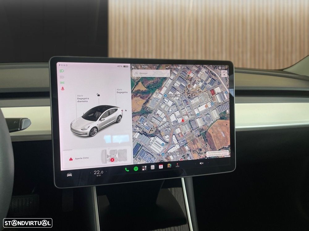 Tesla Model 3 Long-Range RWD - 4